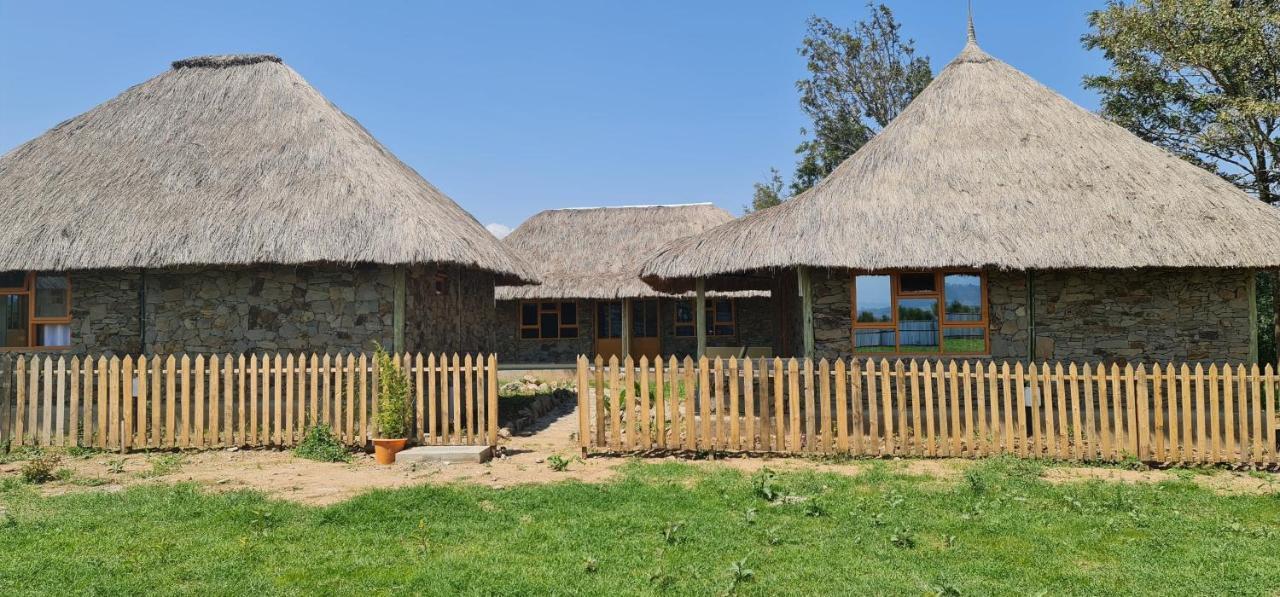 Le Tai Village Resort Near Solio Game Reserve Mweiga Buitenkant foto