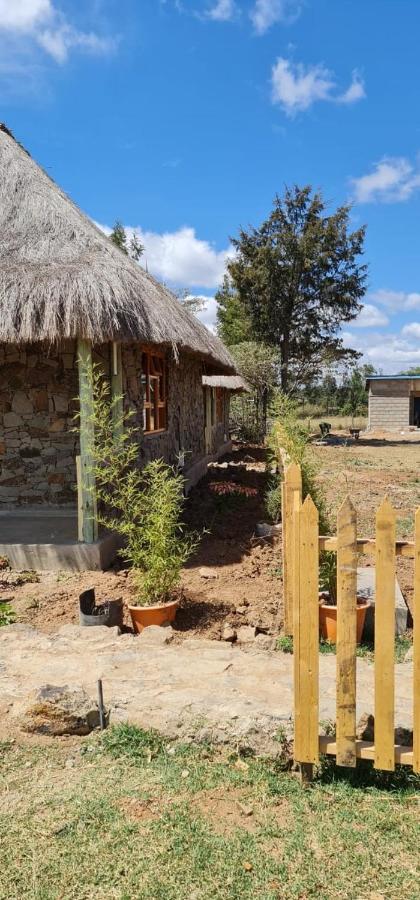 Le Tai Village Resort Near Solio Game Reserve Mweiga Buitenkant foto