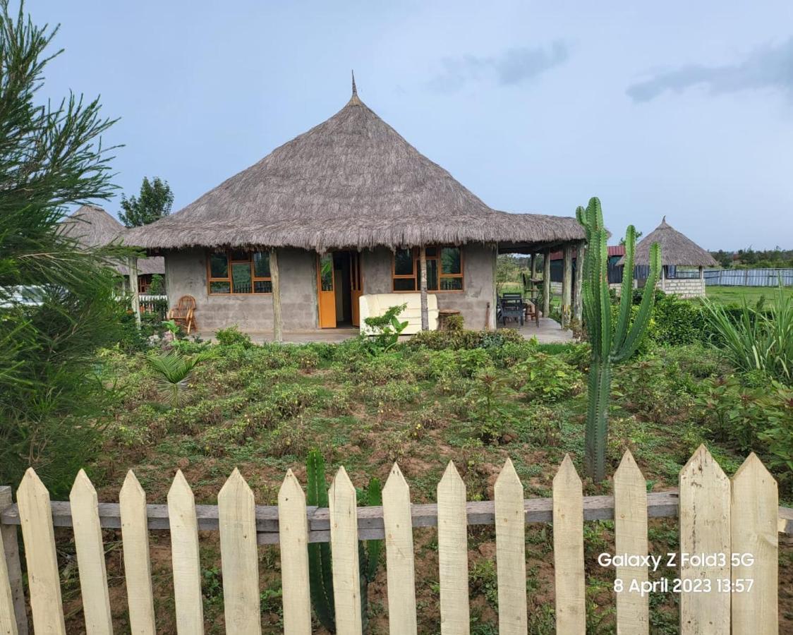 Le Tai Village Resort Near Solio Game Reserve Mweiga Buitenkant foto